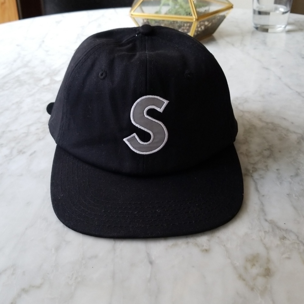 Supreme hat